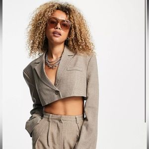 Check cropped blazer